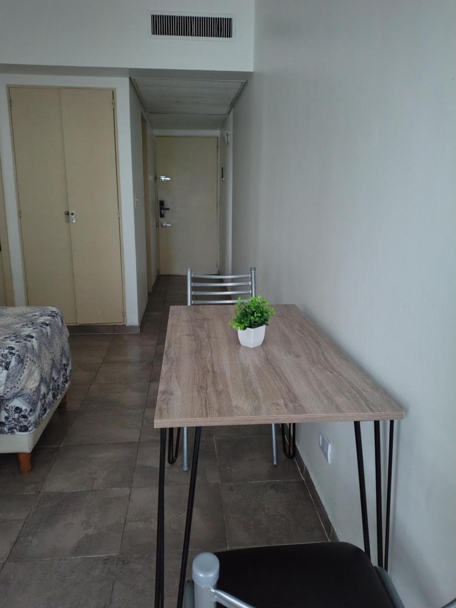 Apartamento Calle Corrientes Buenos Aires Exterior photo